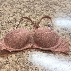 NWT Victoria's Secret Lightly Lined Demi Bra Nude Lace Front Closure Size 32B